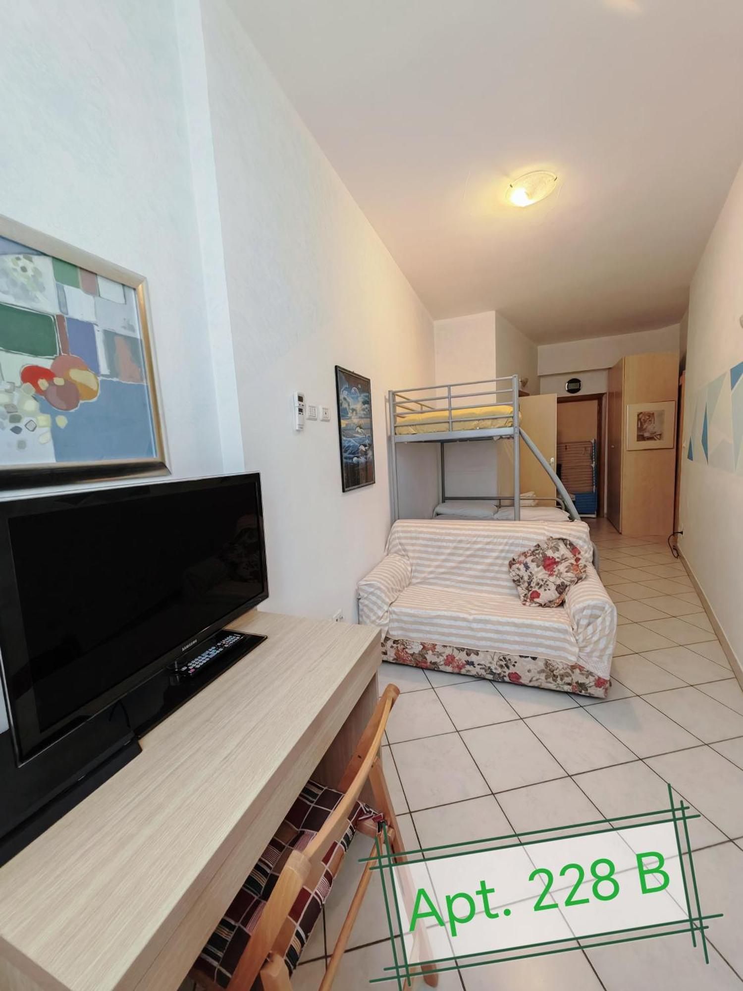 Garda Apartments In Euroresidence Eksteriør bilde