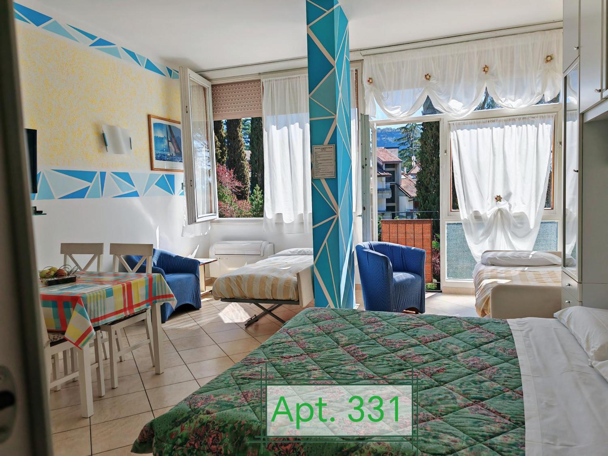 Garda Apartments In Euroresidence Eksteriør bilde