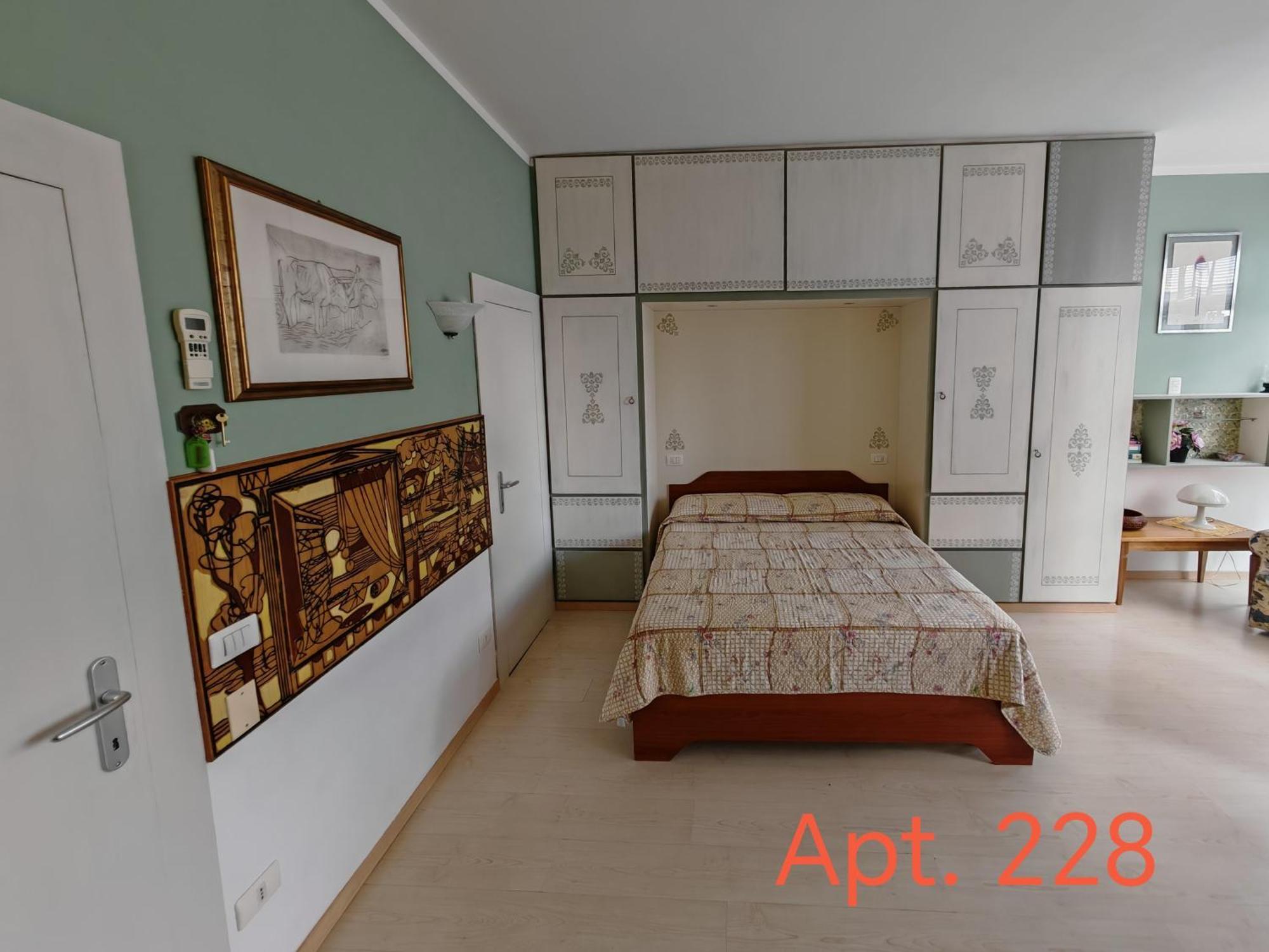 Garda Apartments In Euroresidence Eksteriør bilde